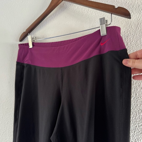 NIKE Dri-FIT Cropped Leggings L High Waisted Black Purple Athletic Capri Sporty - Picture 4 of 14